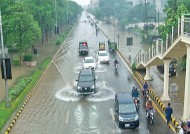 卡拉奇和巴基斯坦其他地区将迎来更多季风雨